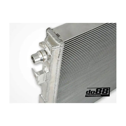 DO88 BMW G-Series - Front Charge Cooler Radiator DO88